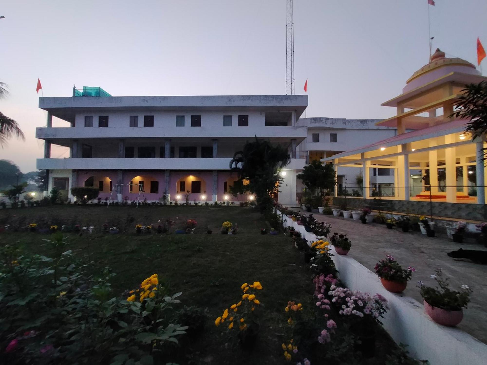 Vedic Villa Varanasi Exteriör bild